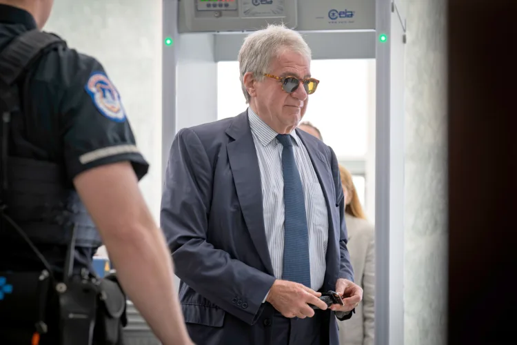 House holds billionaire Black in contempt over Epstein investigation